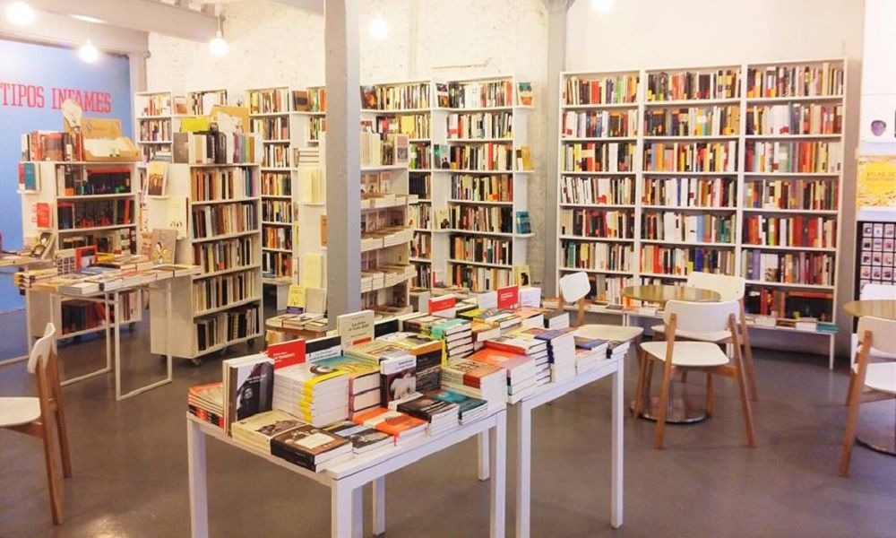 Librería café de Madrid - Tipos Infames